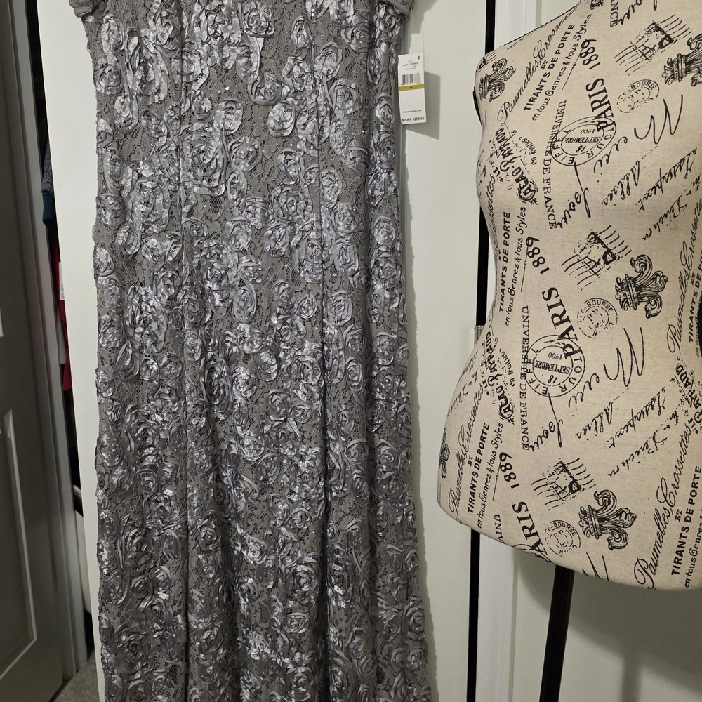 Alex Evenings Silver Floral Lace Evening Gown
